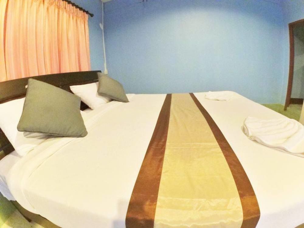 Marina Hut Guest House Ко-Ланта Экстерьер фото