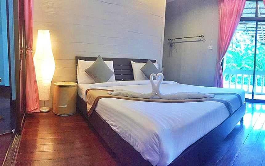 Marina Hut Guest House Ко-Ланта Экстерьер фото