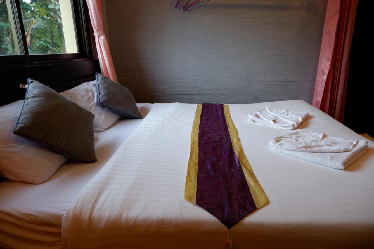 Marina Hut Guest House Ко-Ланта Экстерьер фото